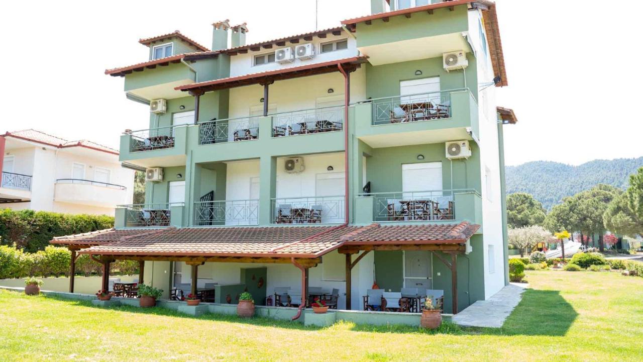 Alexandros Hotel Apartments ブアブロウ エクステリア 写真