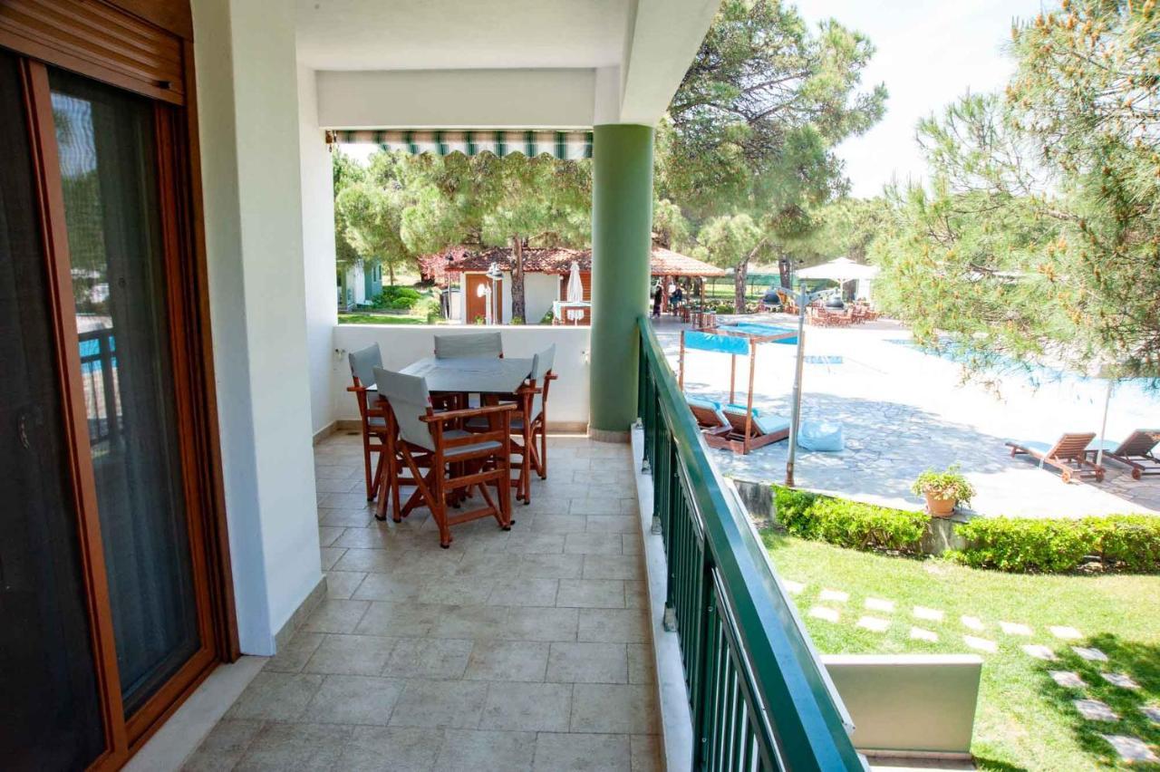 Alexandros Hotel Apartments ブアブロウ エクステリア 写真