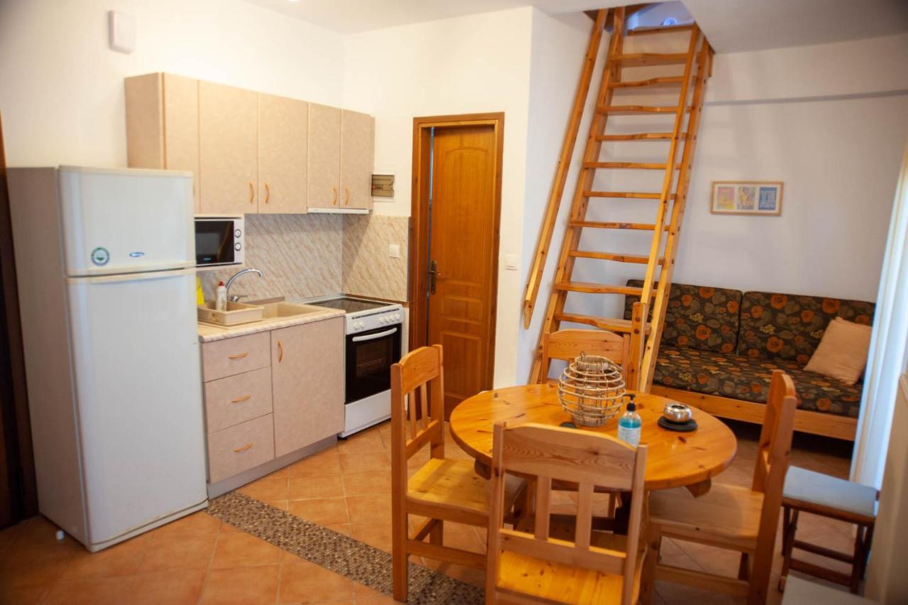 Alexandros Hotel Apartments ブアブロウ エクステリア 写真