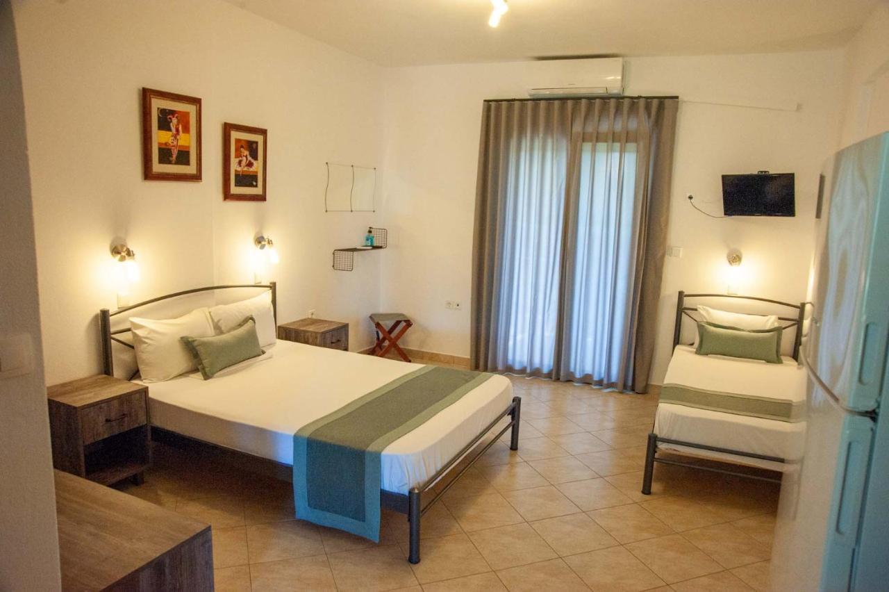 Alexandros Hotel Apartments ブアブロウ エクステリア 写真