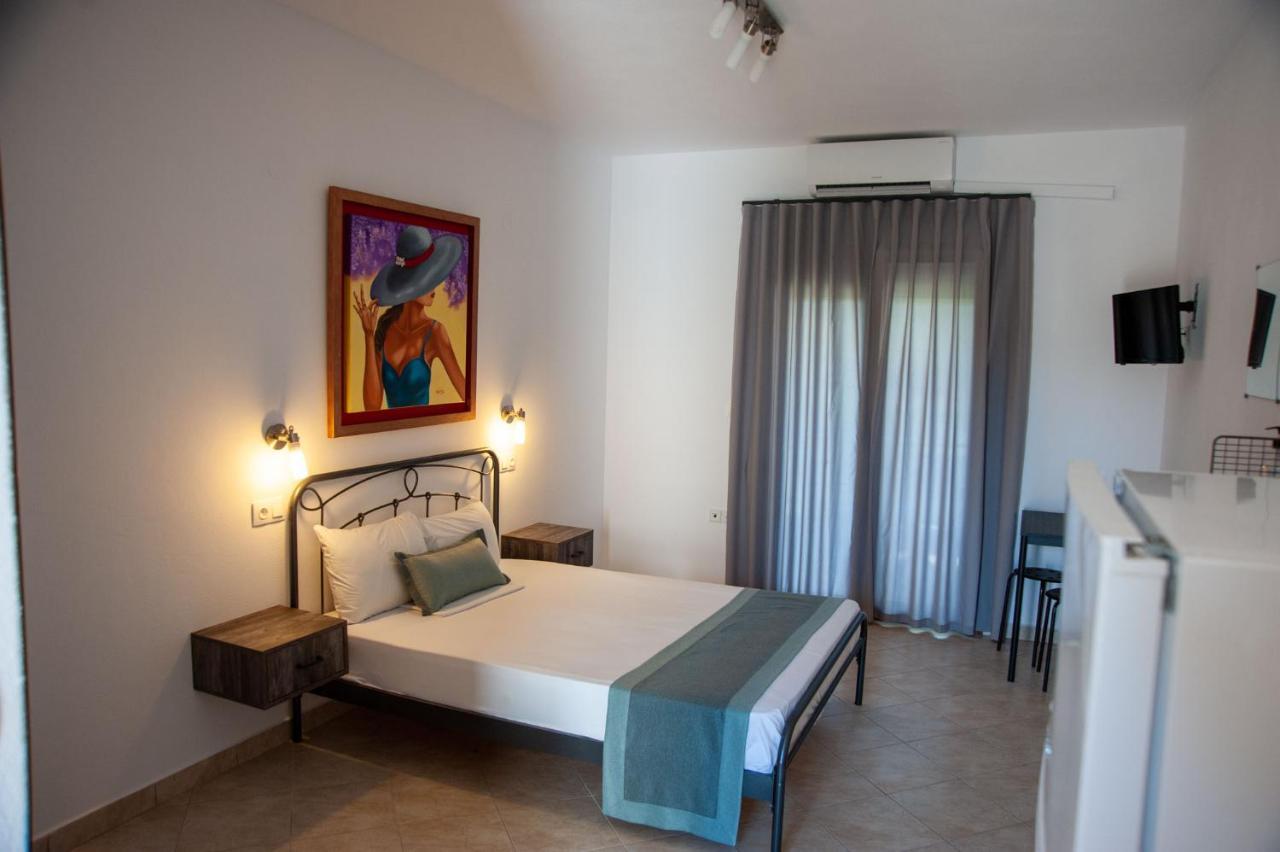 Alexandros Hotel Apartments ブアブロウ エクステリア 写真